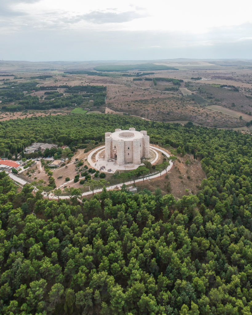 "Castel del Monte" "Puglia"