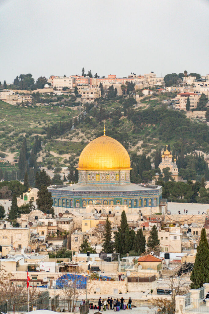 VISITA LA LEGGENDARIA CITTÀ DI GERUSALEMME